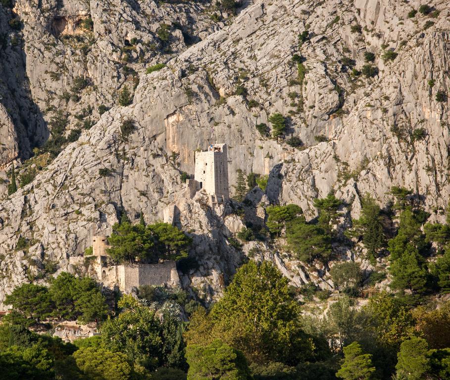 Inn By The River Omis Exterior photo